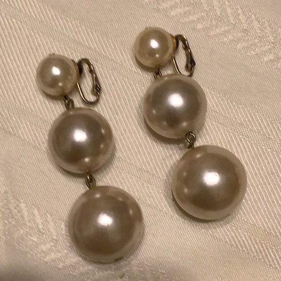 3 pair of vintage earrings - Picture 4 of 4